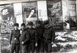 1973 г. Добрынин с друзьями
